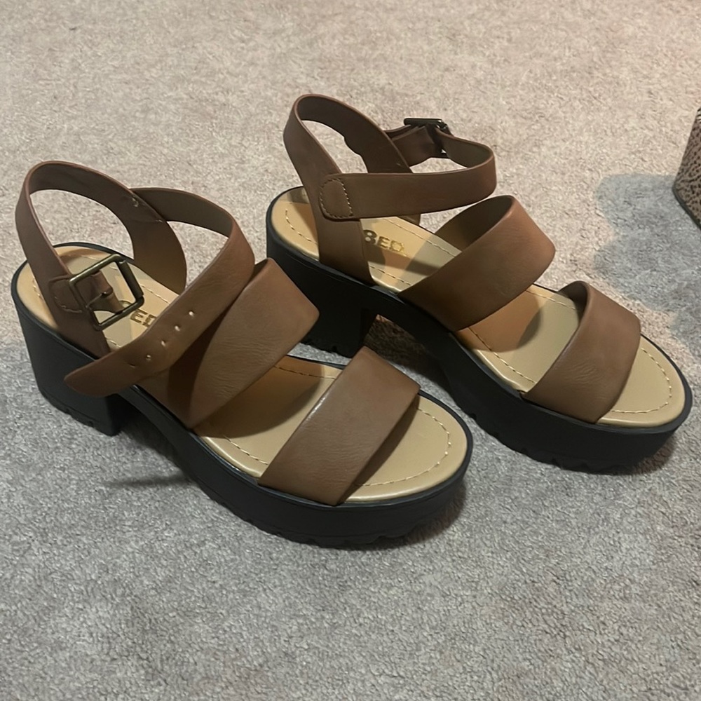 Unr8ed brown leather sandal. Never worn.